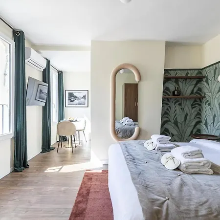 2d Luxembourg Garden Bon Marche Necker * 파리