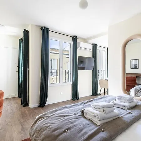 2d Luxembourg Garden Bon Marche Necker