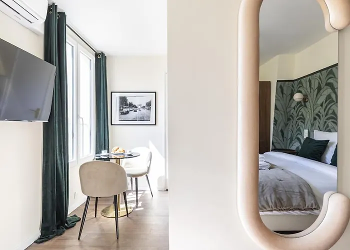 Appartement 2d Luxembourg Garden Bon Marche Necker Parijs